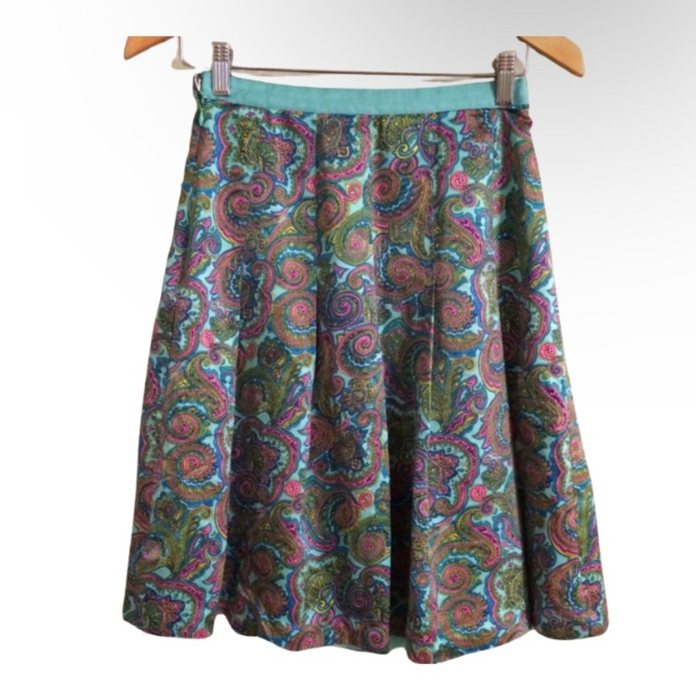 100% Silk Pleated A-line Skirt Size 2